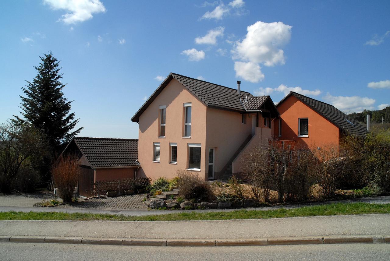 Appartment Aux Lilas Les Geneveys-sur-Coffrane Eksteriør billede